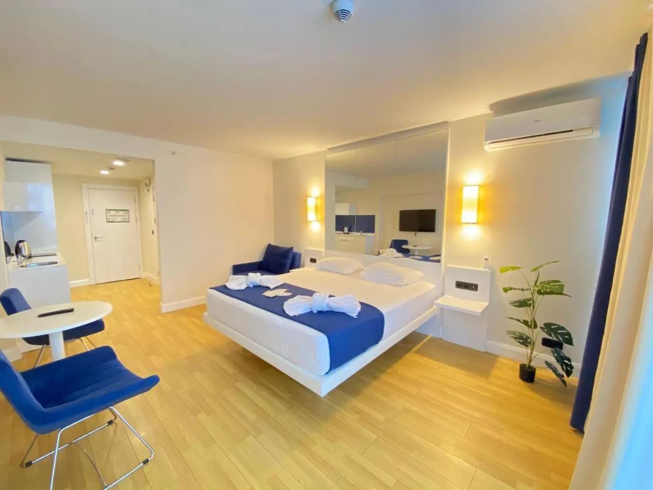 Апарт отель Blue Sea View Blue Orbi Батуми Апарт-отель