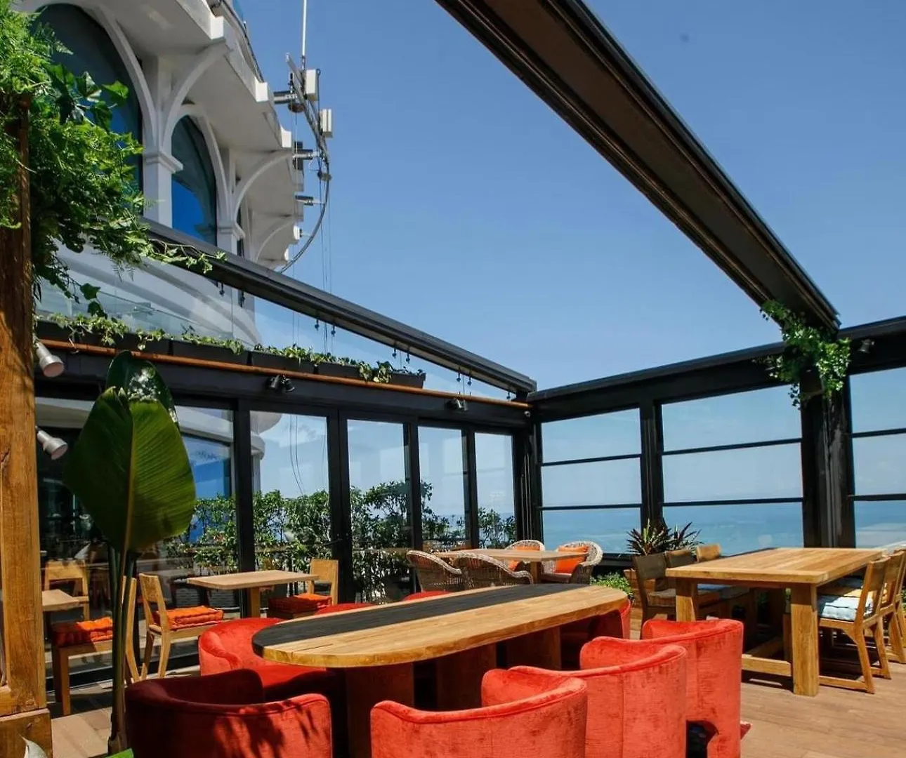 Апарт отель Blue Sea View Blue Orbi Батуми